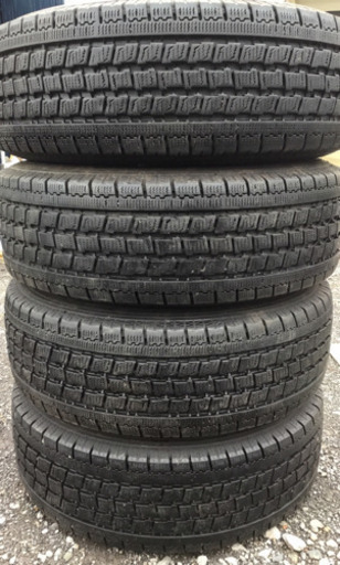 ハイエース等 15インチ アルミホイール 215/70R15 スタッドレスタイヤ 4本セット