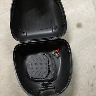 バイク用リアボックス 33Lの画像