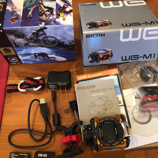 [最終値下げ］中古RICOH WG-M1 傷あり、予備バッテリー...