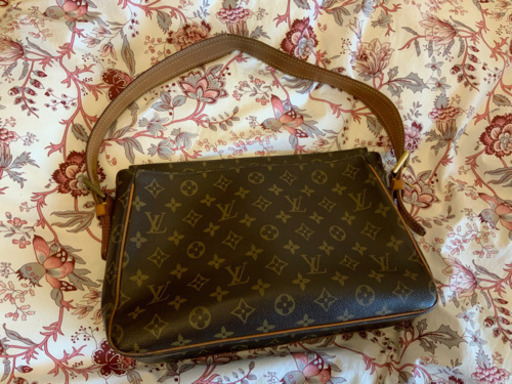 【お譲り先決まりました】LOUIS  VUITTON ヴィバシテ