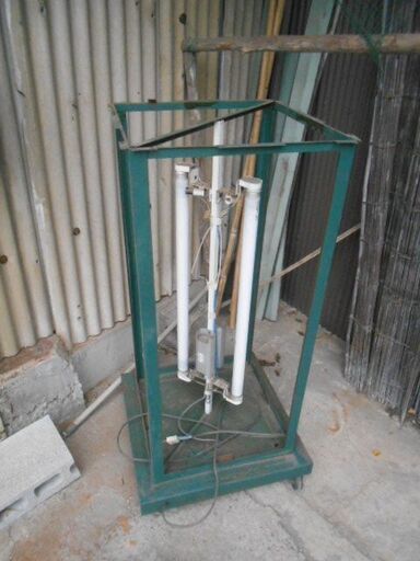 店舗用　看板　電気スタンド　鉄枠　大型　中古