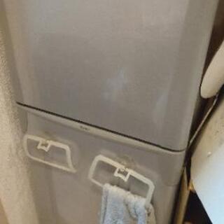 TOSHIBA 冷蔵庫 2010年製の画像