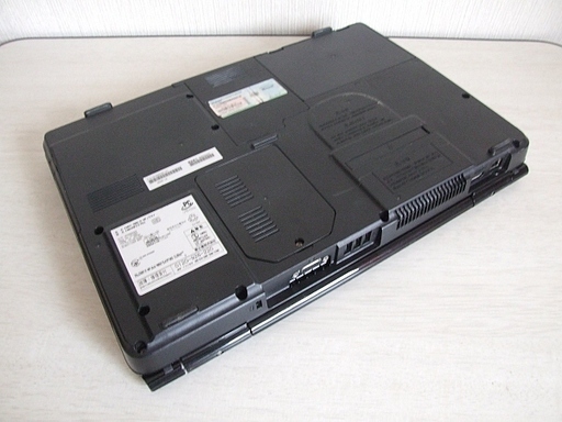 高速SSD240GB搭載　FMV-BIBLO NF/Ｅ57 ノートパソコン　おまけLED Bluetoothスピーカー