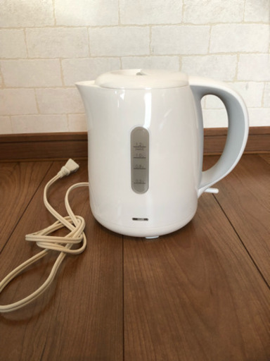 ニトリ 電気ケトル 1.2L