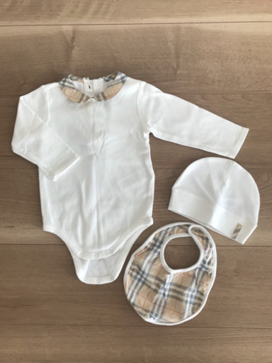 バーバリー　ベビー　ロンパース
