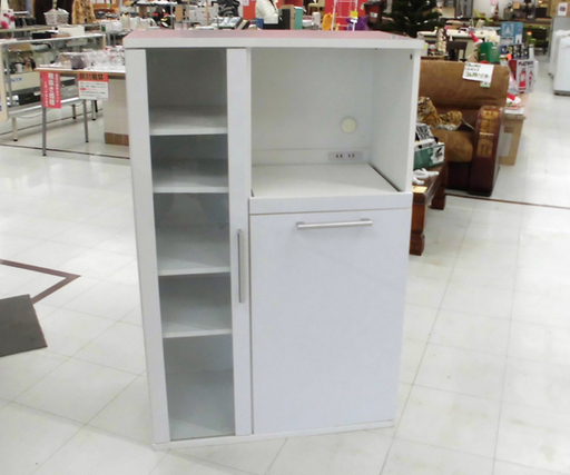 ホワイト ミドルレンジボード キッチン収納 1人～2人サイズ 幅75cm×高さ118.5cm 苫小牧西店