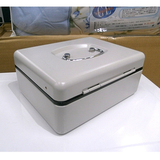 札幌 超美品!【鍵付き 手提金庫 DS-200】幅197mm 1...