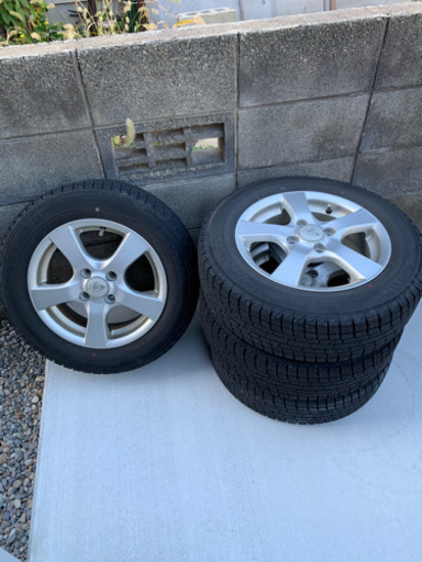 スタッドレス　アルミホイル付　4本　165/70/14 すぐ履けます