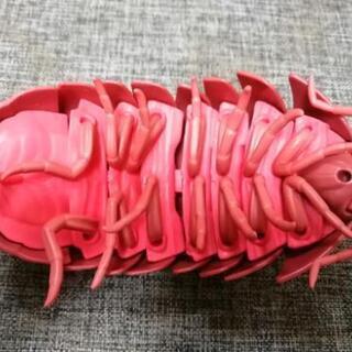 赤ダンゴムシ　ガシャポンの画像