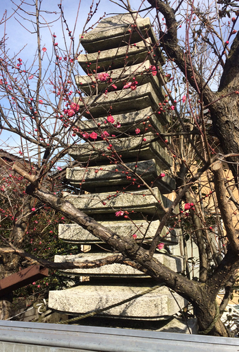 十三重石塔 十三ノ塔 多層塔 多重塔 石灯篭 御影石?【帰省時のみ取引可・12月末〜1月15日の予定・引き取り限定】