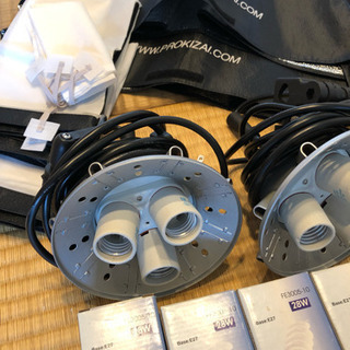 プロ機材ドットコムの照明の画像