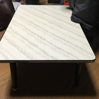 折畳式ローテーブルの画像