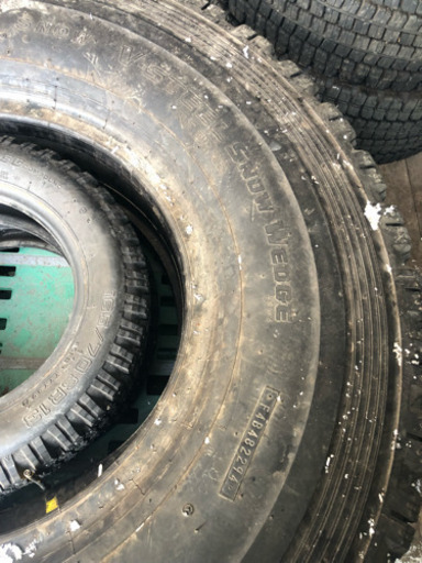 14.00R24  モーターグレーダー、ラフタークレーン等に‼︎