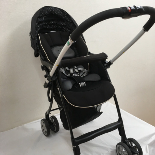 ベビーカー　アップリカ エアリアラクーナ　※肩ベルトカバー不足