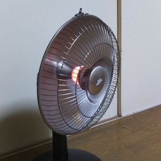 ハロゲンヒーター