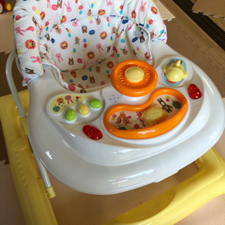 futafuta 歩行器　新古品