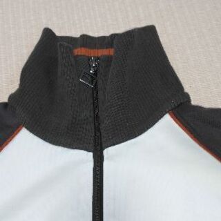 値下げ600円→400円へプーマジャージ　お安くお譲り致します。の画像