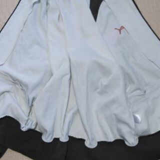値下げ600円→400円へプーマジャージ　お安くお譲り致します。の画像