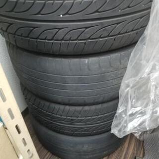 タイヤの画像