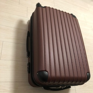 キャリーケース　無料の画像
