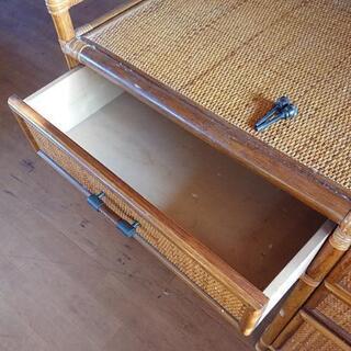 横浜 KAZAMA製 籐ドレッサー 椅子無し の画像