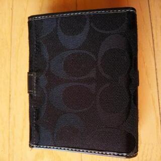 値下げしました。COACH 三つ折り財布の画像