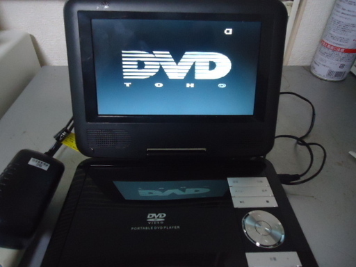 7インチ　ポータブルDVDプレーヤー　1000円