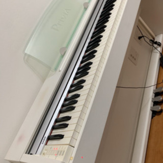 電子ピアノ