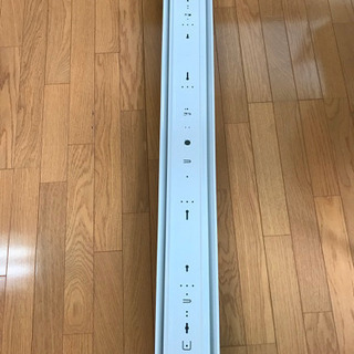 大量在庫、業者大歓迎 【送料無料】【激安新品】蛍光灯型ＬＥＤ灯具...