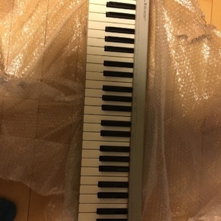 MIDIキーボード