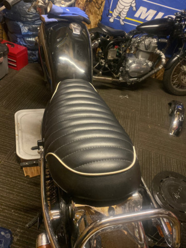 SR400 SR500 SR イージーライダース  ナイトロヘッズ  カスタムシート