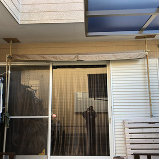 巻き取り式　オーニング