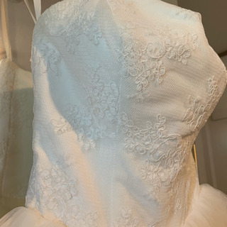 ウェディングドレスの画像