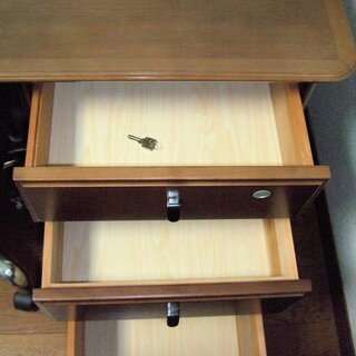 書斎机 / 学習机 / デスク（チェアおまけ）の画像