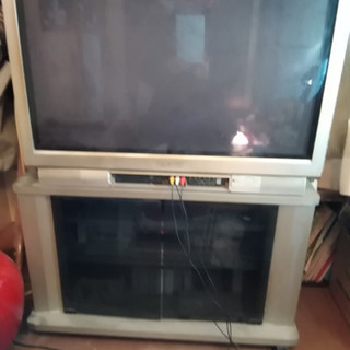 ブラウン管テレビ32インチ