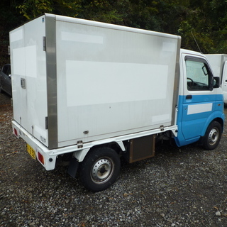 軽バン軽トラ専門店在庫50台　冷凍冷蔵車　キャリィトラック　平成21年　車検長く令和3年8月　25万円　諸費用込298,000円の画像