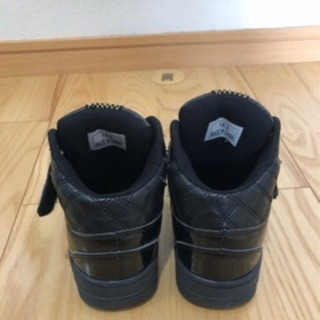 女の子用19.0㎝のハイカットのシューズの画像