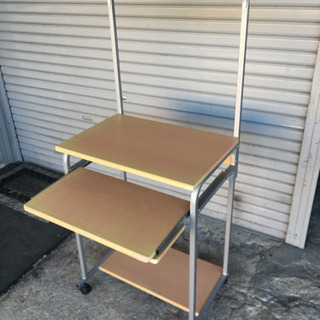 パソコンラックの画像