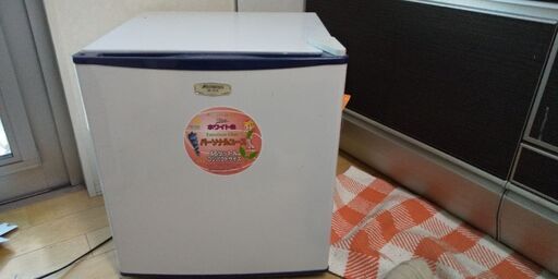 小型冷蔵庫