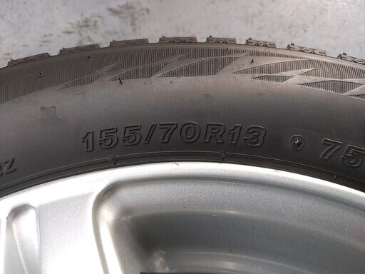 【値下げしました！】★スタッドレスタイヤ＆アルミホイール４本セット★ブリヂストン VRX2 155/70R13　９部山程度★