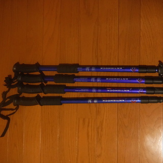 登山用トレッキングポール　4本セット！【1回のみ使用】