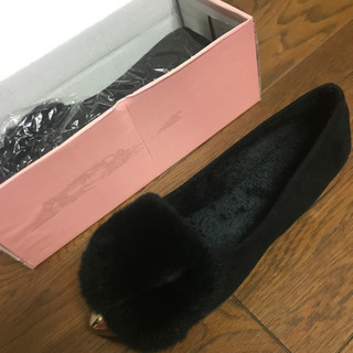 新品/ファー付靴の画像