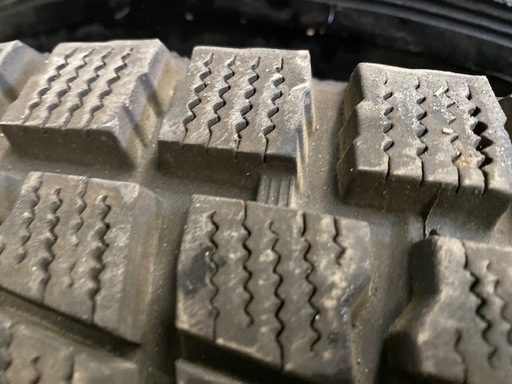 バリ山【良品】265/70R16　DUNLOP GRANDTREK SJ6 　プラド・サーフ・パジェロ・サファリ・テラノ ・W463ベンツ