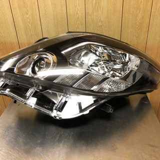 20アルファード　ヘッドライト　新品　左右セット　ANH20 純正の画像