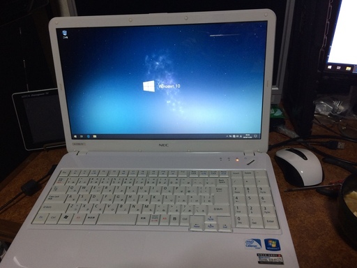 予約入りました。直に使用出来ます。美品です。ハードディスク750GB大容量です。NEC Lavie LS150/B Windows10  64BT
