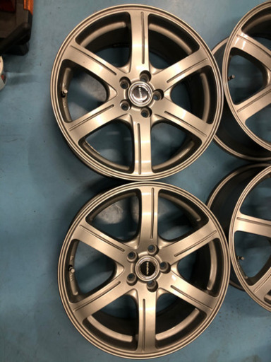 スタッドレスに！美品ホイール中古　17インチpcd100