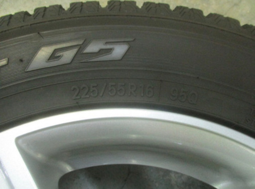 【バリ山‼︎】スタッドレスセット 225/55R16 アウディ ベンツ等に