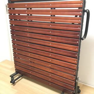 折畳式スノコベッドの画像