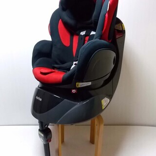 ○○送料無料！ (Aprica) チャイルドシート/レッグサポート付き○○
