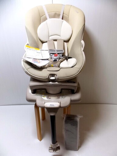 ○送料無料 美品！ (Combi) チャイルドシート/インナークッション付き